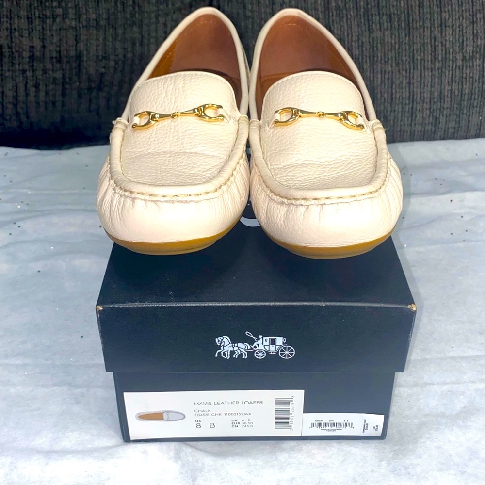 Coach Mavis Loafer - Women's Flats - pre owned size 8-great condition
